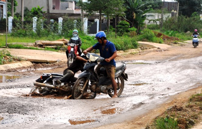 [-]Đường[-]vô[-]xứ[-]ngàn[-]hoa[-]nát[-]như[-]tương